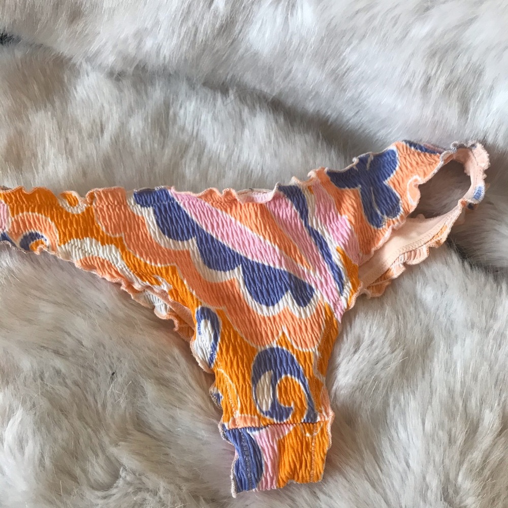 H&M Funky Pattern Bikini Bottom - Picture 2 of 5